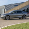 Škoda Superb liftback dostává plug-in hybridní pohon s výkonem 200 kW 
